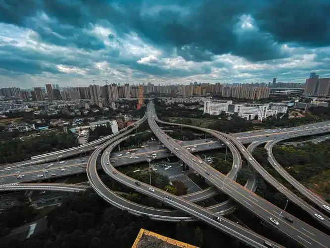 交通枢纽摄影代财后期本人