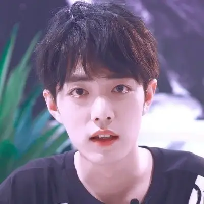 肖战/解释的多了,就好像我在做恶_男生头像_我要个性网