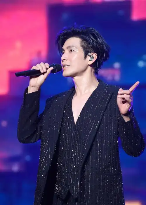 钟汉良电视剧亦舞之城##钟汉良冯睿