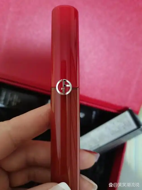 阿玛尼红管丝绒唇釉405
