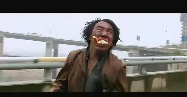 《疯狂的石头》中,梦幻式复调结构,音乐在其中起到了怎样的作用