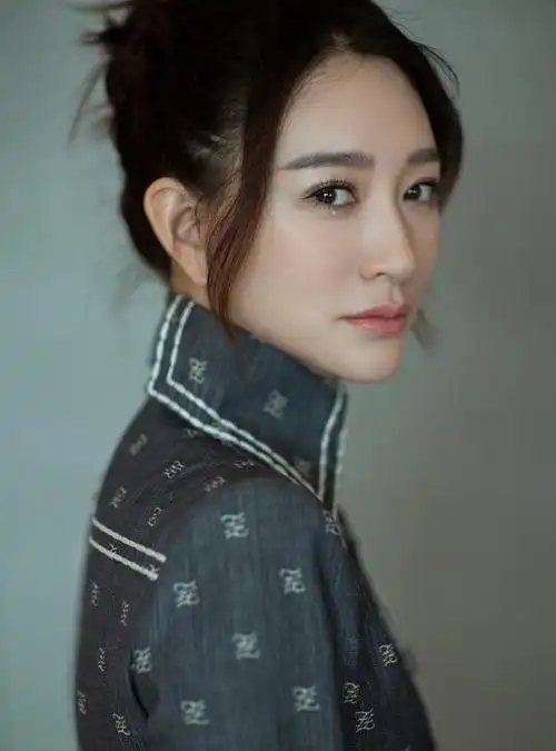 女神李小冉的坎坷情路,和她生命中深爱的3个重要男人