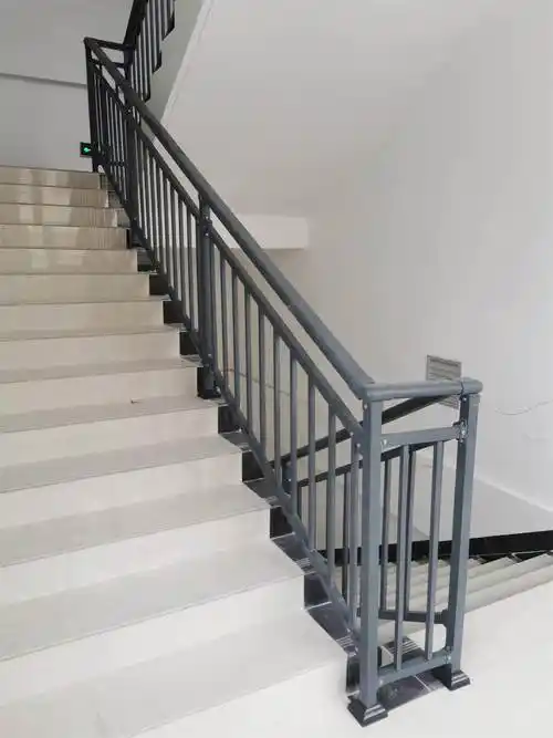 楼梯栏杆006 (1).jpg