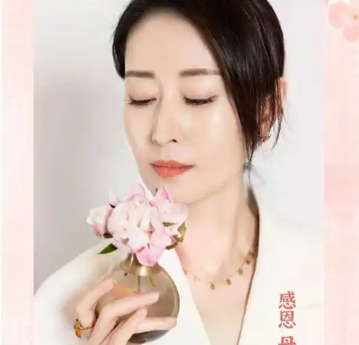 原创占c位却被抢镜韩雪的泪痣妆加大长腿不比刘敏涛的表情管理更香吗