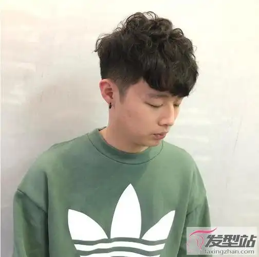 时尚好整理纹理烫发 让头发更有纹理质感