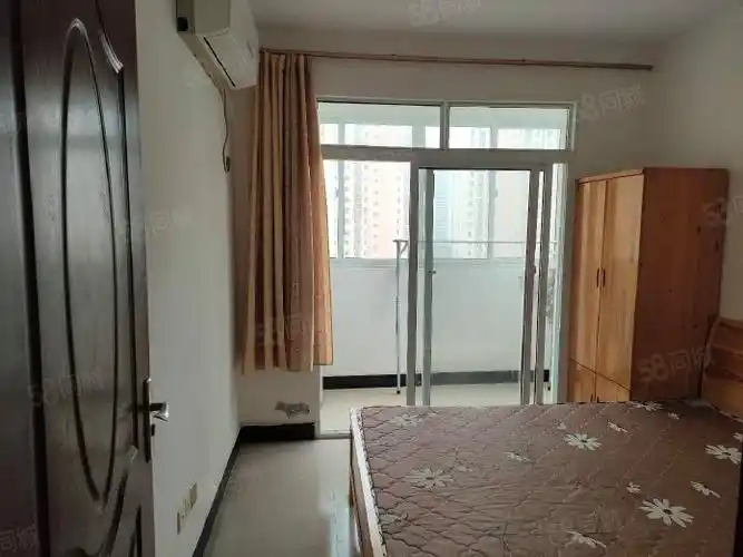 整租急租新五中附近怡芳苑一期随时看房停车方便