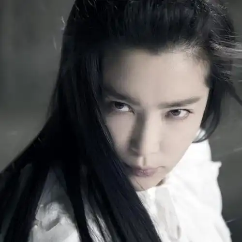 《钟馗伏魔》"妖颜惑众"李冰冰展现最美雪妖