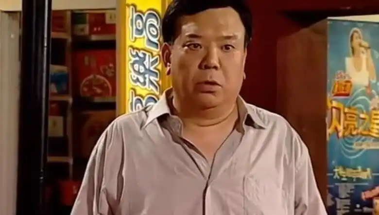 不管是夏东海还是小雪,他都能相处得好,而且一点也不尴尬.