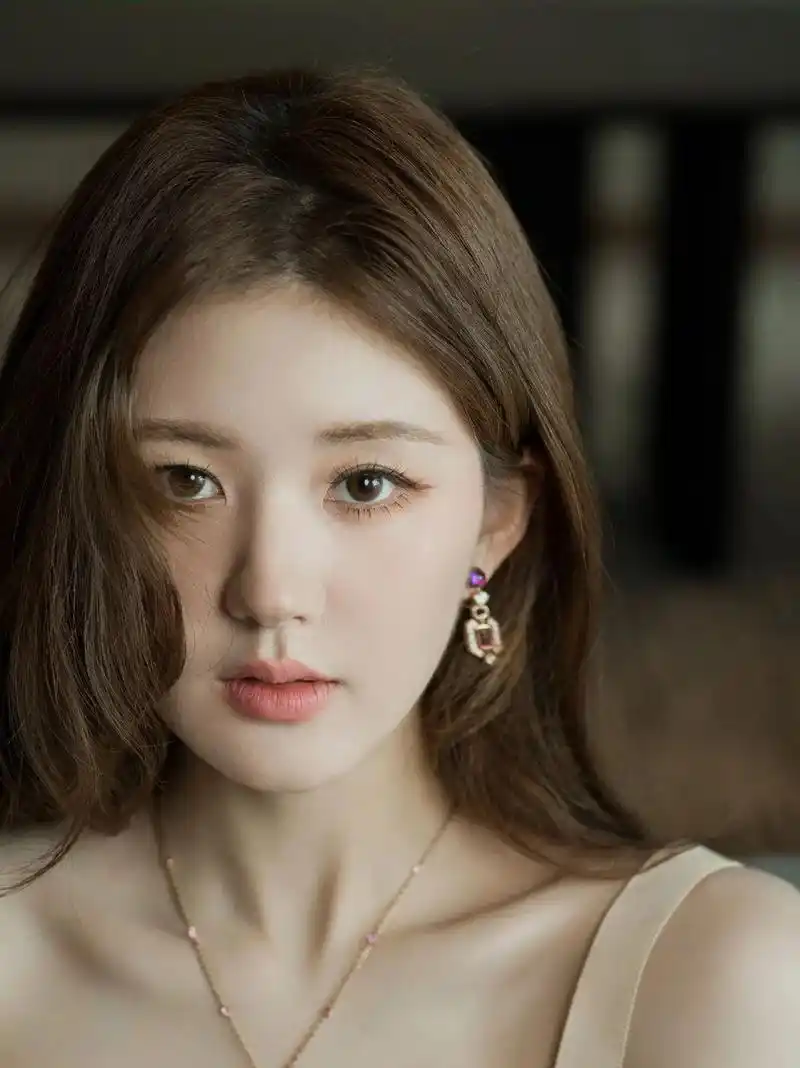 赵露思 闪闪发光的仙女露思959595#赵露思甜甜的秘密  - 抖音