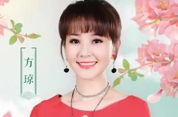 在中国中央电视台(cctv)的闪烁明星中,有一位女主持人,她的名字叫方琼