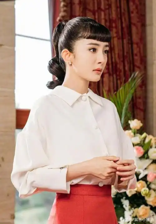 《筑梦情缘》里的杨幂真是太美了,每套服装民国复古风尽显!