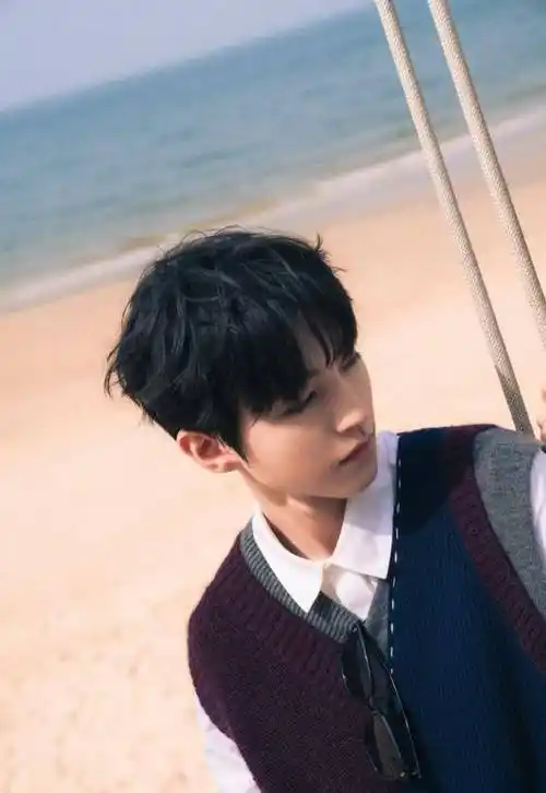 王俊凯有女朋友啦?