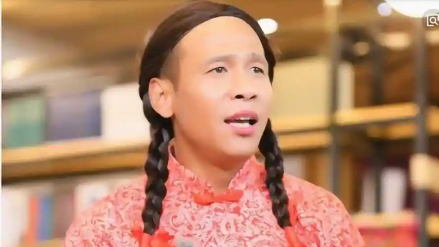 2018春晚宋小宝作品谢楠现场点名吴京战狼3男主角