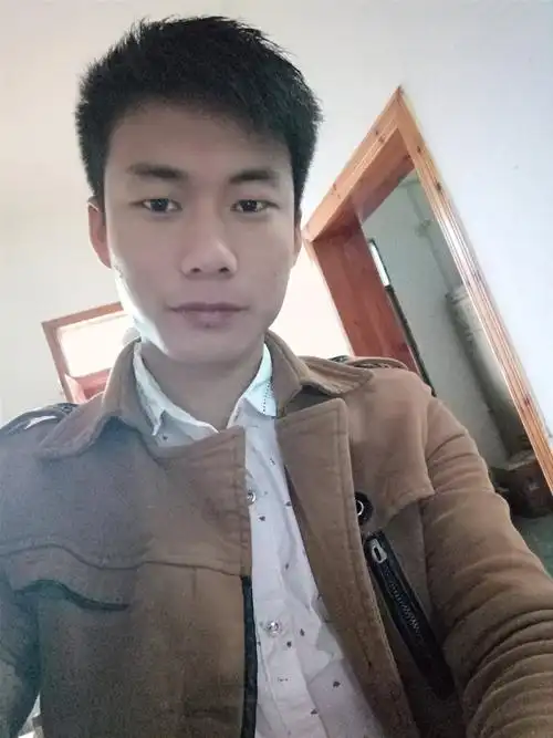 【帅男秀场】曾旭东 37岁 摩羯座 保密