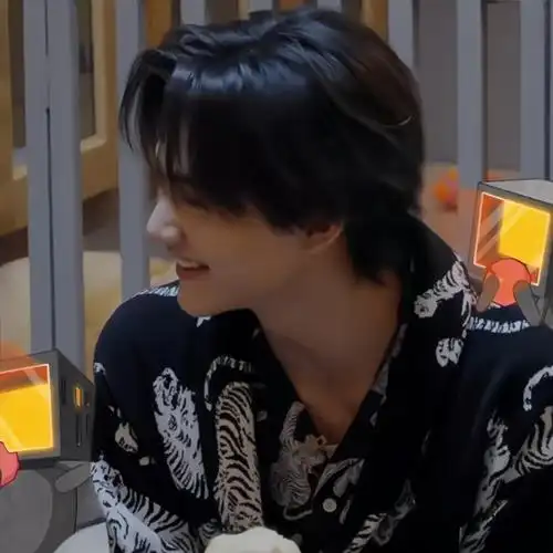 爱豆头像可二改周柯宇周柯宇可二改赞评论更多所有评论你也来说些什么