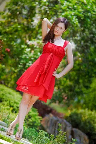 正午人像练习(碧桂圆)_1920高清摄影_滁州论坛