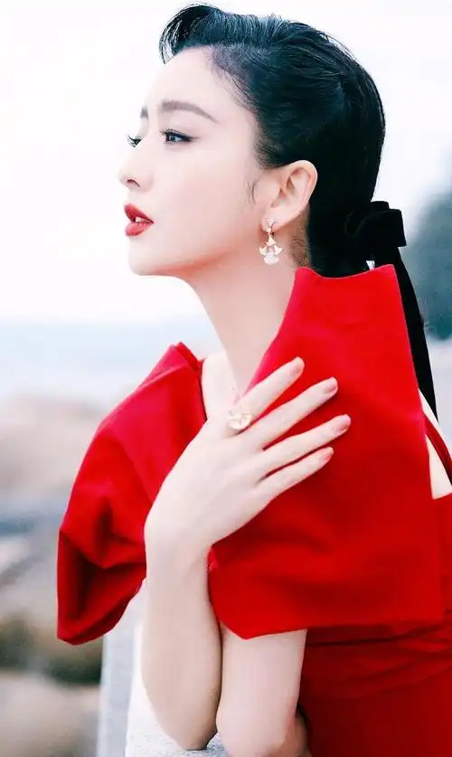 明星精美壁纸佟丽娅