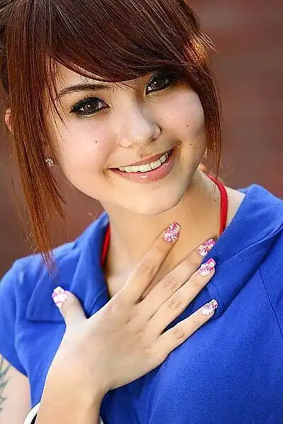 【图多】你们年轻时有拍过昆凌的这种非主流照片嘛