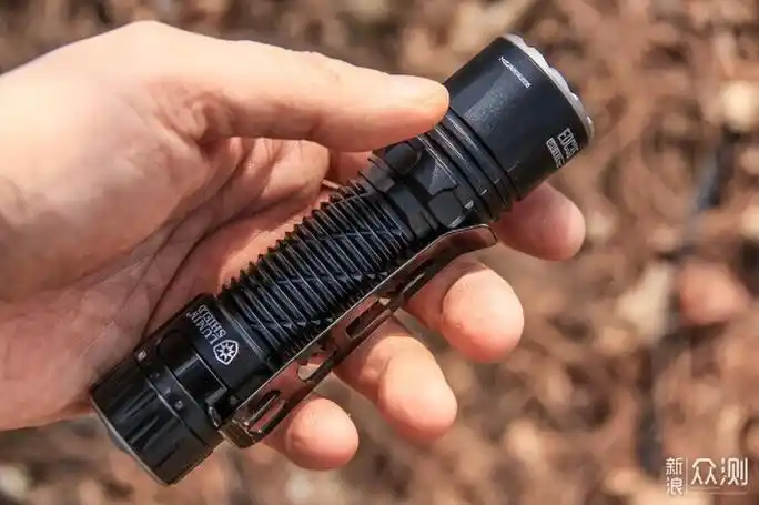 edc手电新品,日常用简直绝了:奈特科尔edc35_原创_新浪众测
