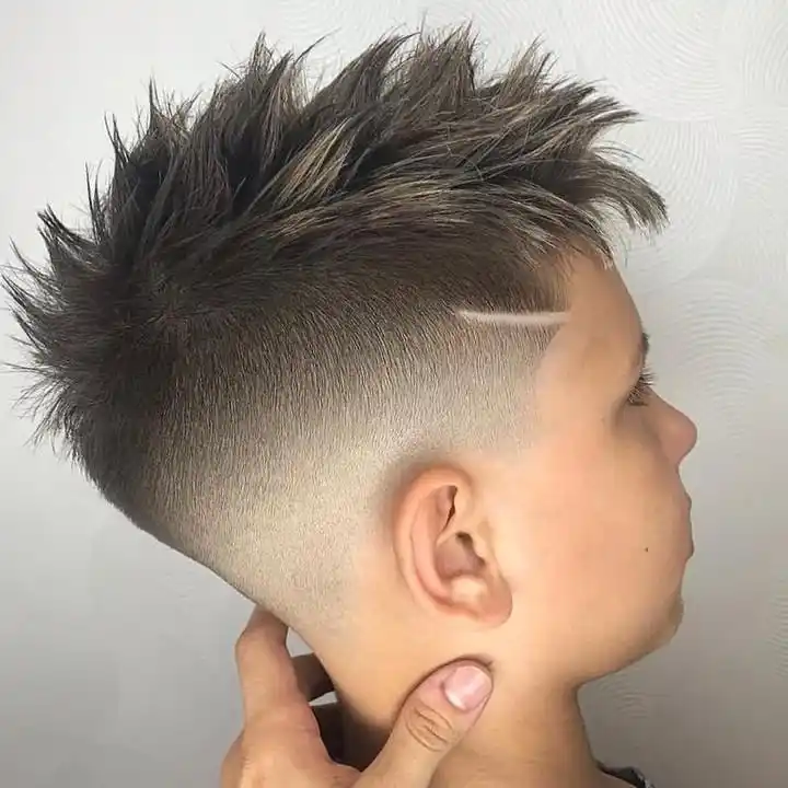 原创2020最帅气小男孩发型22款清爽时尚太有型妈妈们快快收藏