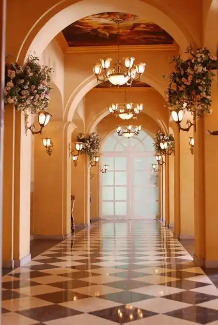 海口金夫人实景影棚(4)_实景·道具·家具_影楼管理_黑光网