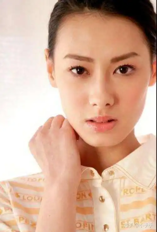 长(chang)脸的漂亮的亚洲女明星有哪些?