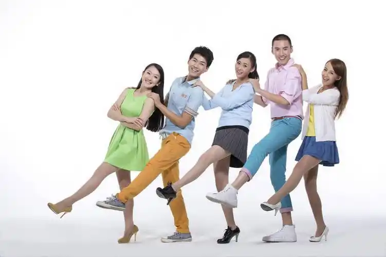 人,伙伴,站,横图,彩色,室内,白天,抠图,白色背景,侧面,时尚,合作,团队