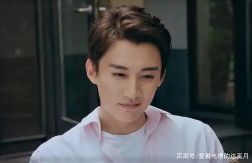 解雨臣是怎样的人?《怒海潜沙秦岭神树》刘学义诠释有内容的小花