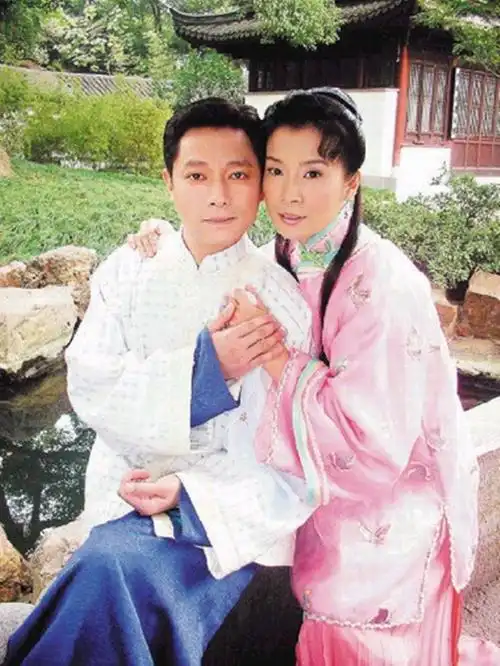 "哑巴新娘"岳翎:和谢祖武拍吻戏是噩梦,一句话就让他吃不下饭