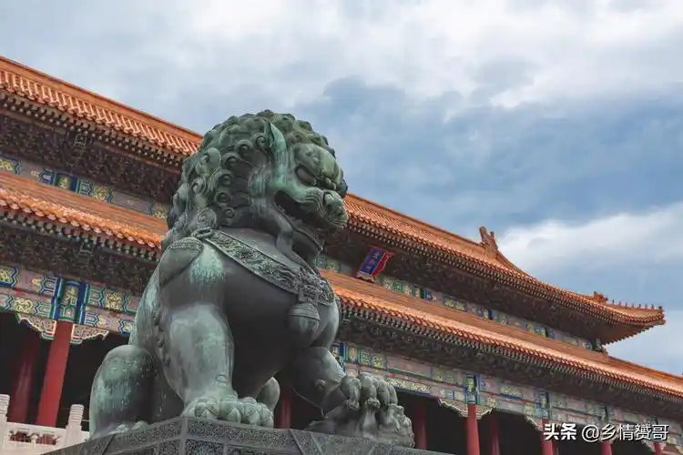 农村家庭门口摆放石狮,背后有什么寓意?