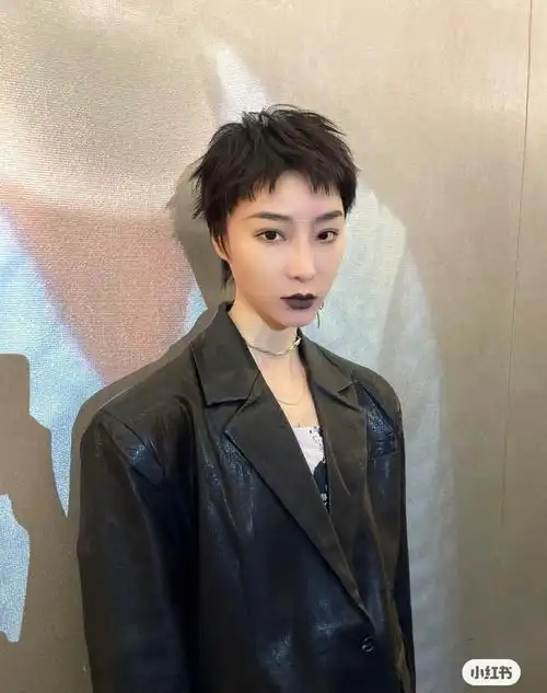 超酷感女生短发