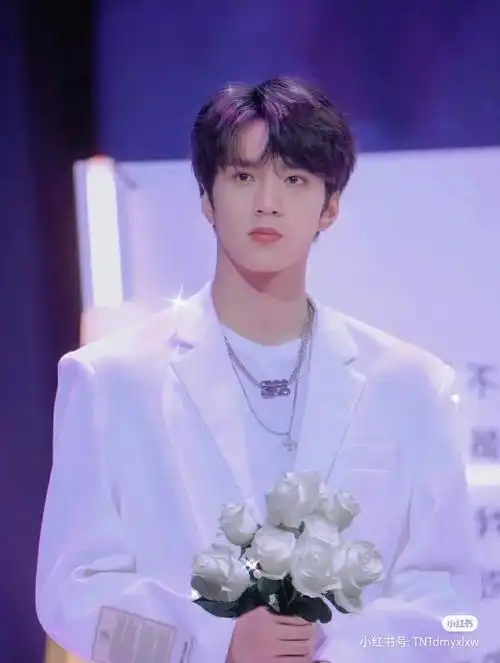 刘耀文生日快乐