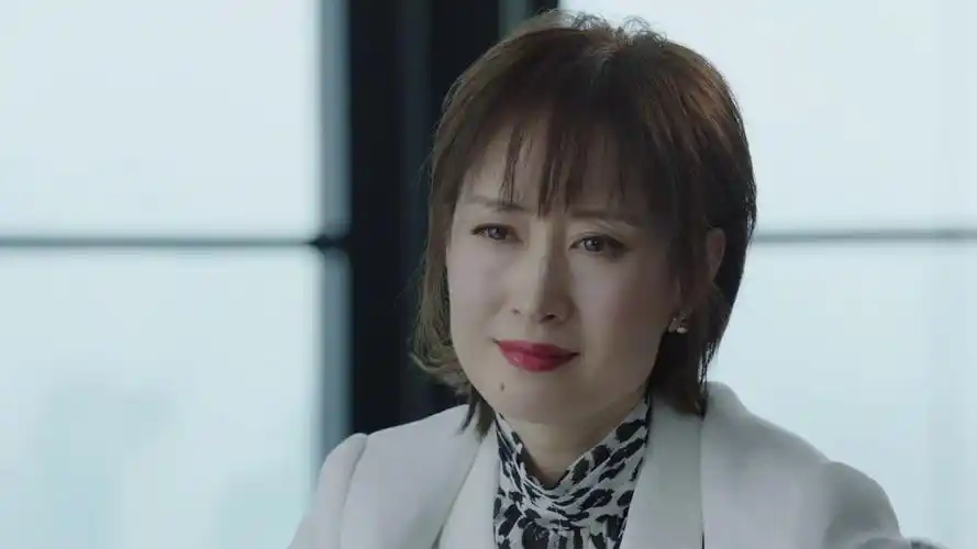 舒婉婷:"我真是后悔,不该把儿子送去那么远的地方" 方静:"不会啊,您