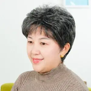 老年假发女短发花白图片