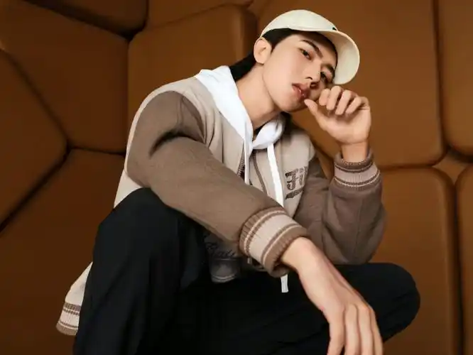 fila代言人蔡徐坤