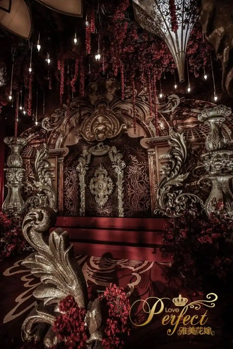 欧洲复古宫廷风婚礼,奢华的金光四溢,高贵又大气