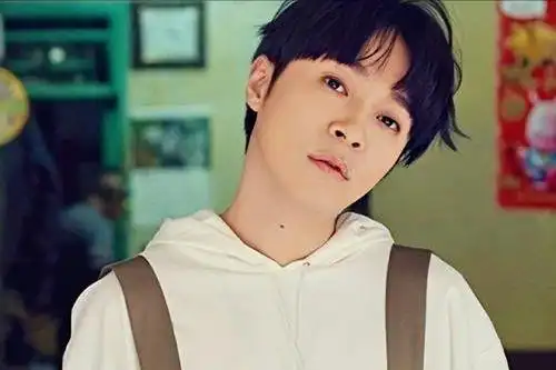 40岁吴青峰未婚未育,再忆起当年的张悬,或许就找到了诱因