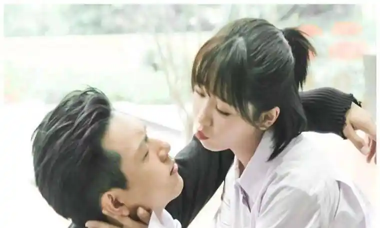 原创李现连续3年为杨紫送生日祝福童颜夫妇售后真甜张一山直接被杨紫