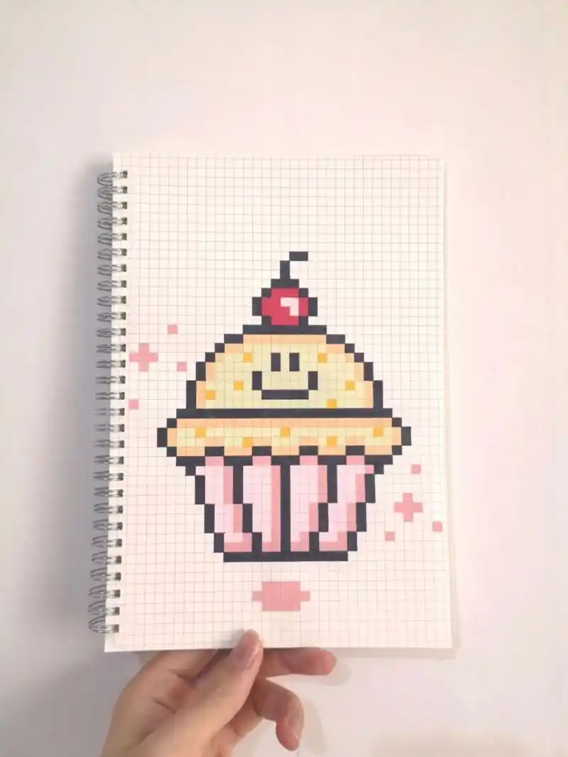 像素画:90蛋糕 像素图原创:96 94这位博主的像素画配色都很好看