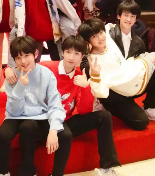 #tf家族三代四代大合照#
