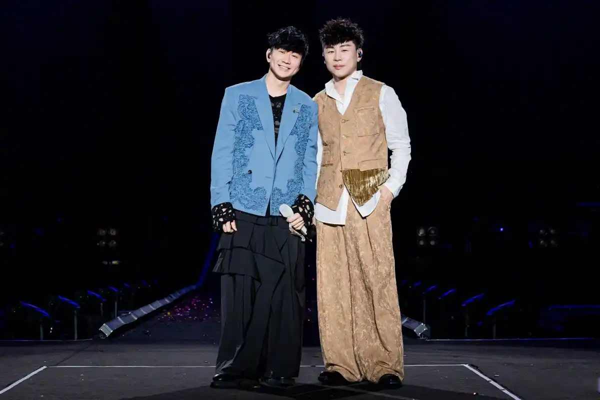 林俊杰jj20世界巡回演唱会##胡彦斌2024是一场烟火巡回演唱会