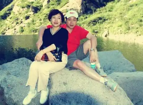 罗京妻子再婚嫁给谁了 刘继红现任富翁老公孙岩多大个人资料图片