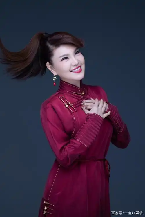 乌兰图雅村美民富幸福来唱响美丽乡村建设华美乐章