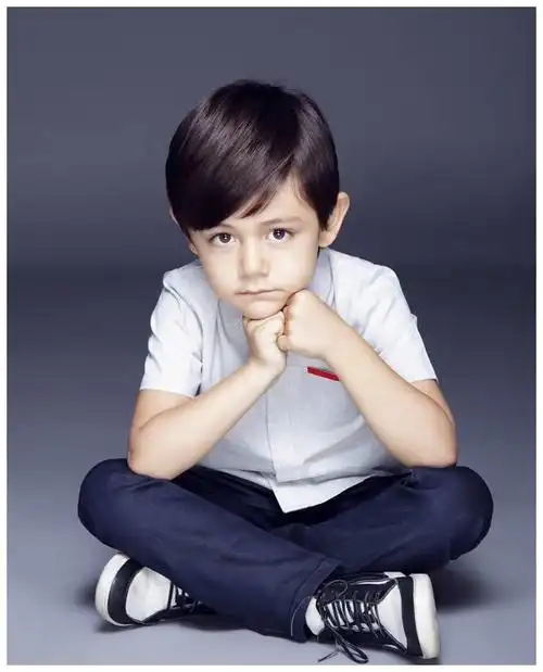 星二代成长:诺一变身糙汉,热爱一直不变|糙汉|星二代|刘烨_新浪新闻