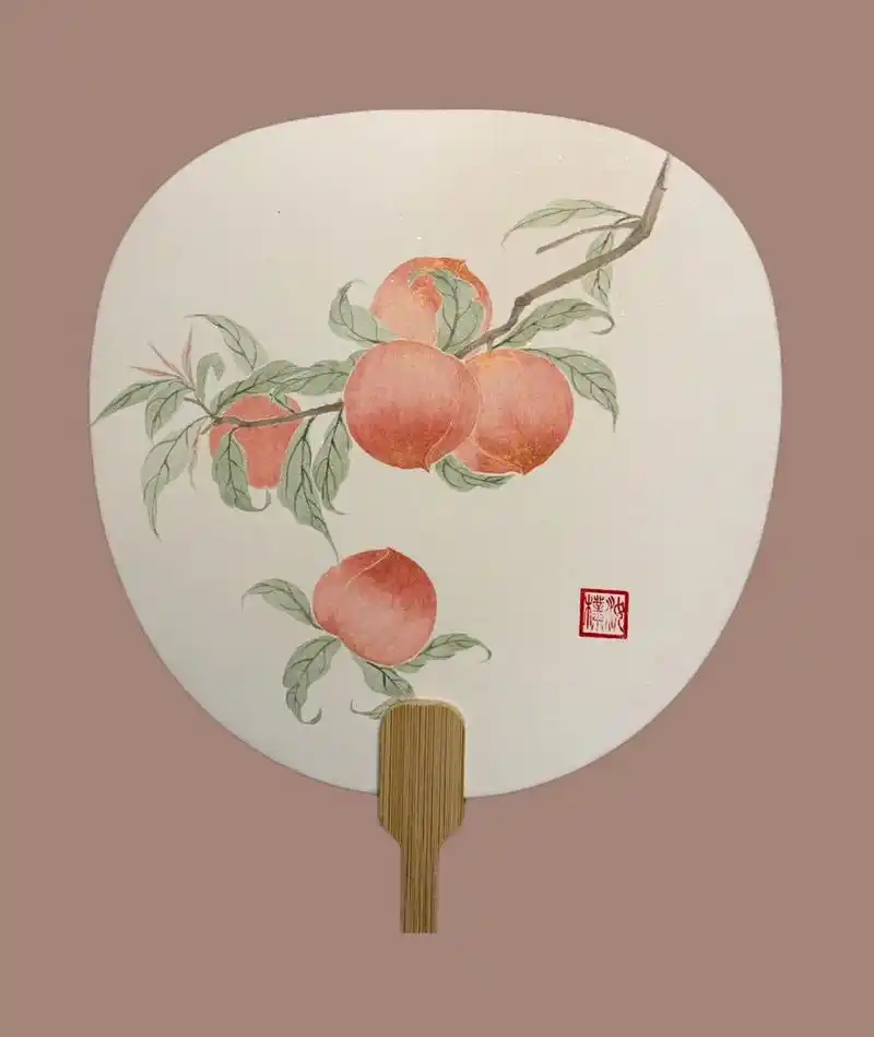 苹果扇上画桃 桃子没骨画
