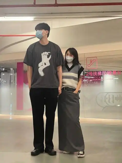 过期合影193vs163