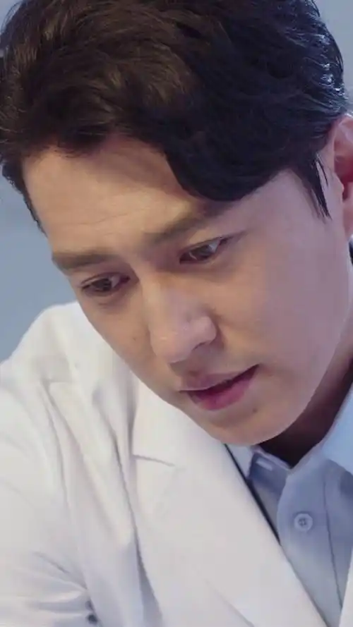 《外科风云》靳东