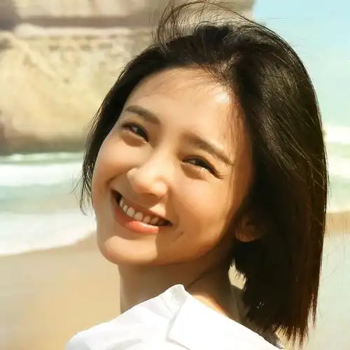 7878天哪,唐艺昕笑起来也太甜美太有灵气了吧!