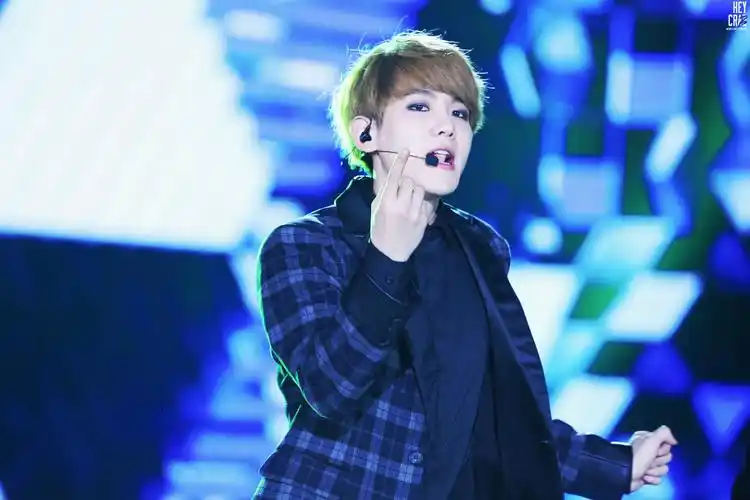 exo,边伯贤,伯贤exo壁纸图片