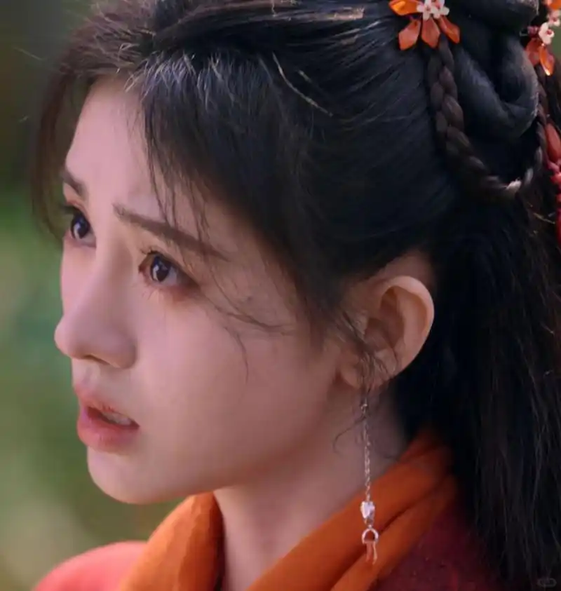 鞠婧祎仙气下睫毛引发热议,求真实还原同款美睫神器  对于假睫毛界的